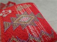 Modèle en soie de broderie coloré par corrections faites sur commande auto-adhésives d'habillement