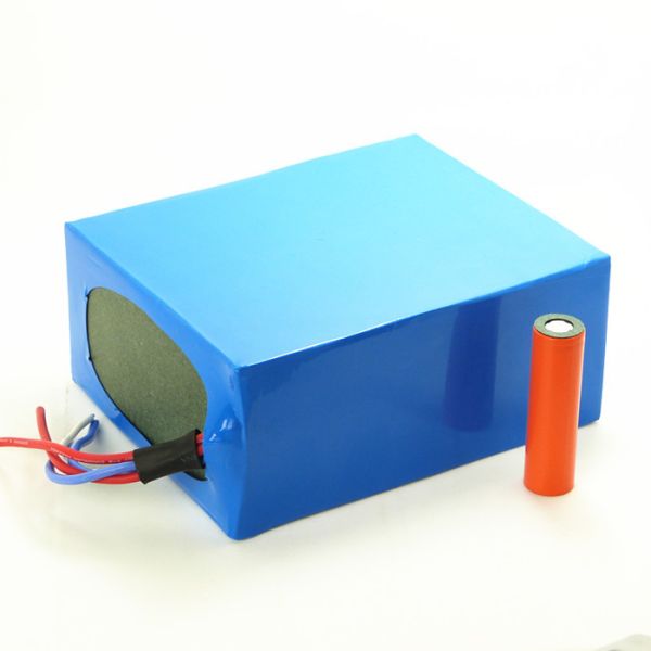 Long Cycle Life 12v 80ah Lithium Ion Battery For Solar Street Light Include Box