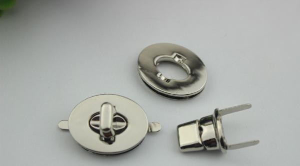 Hot sell Factory zinc alloy hardware accessories high quality custom oval metal handbag twist lock