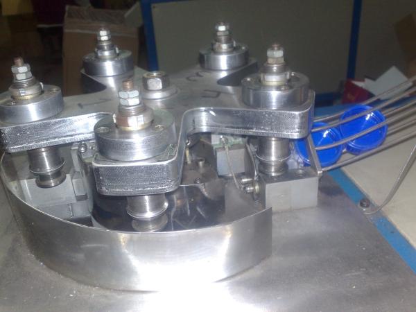 Plastic Bottle Cap Making Machine Pvc Pet Bottle Cap Slitting Cutting