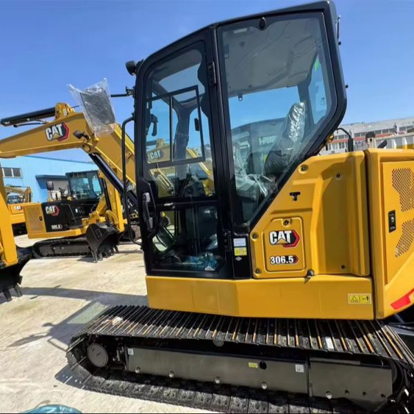 Small Mini Excavator Cat 306.5e2 306.5e 306.5e Used for Maximum Digging Depth