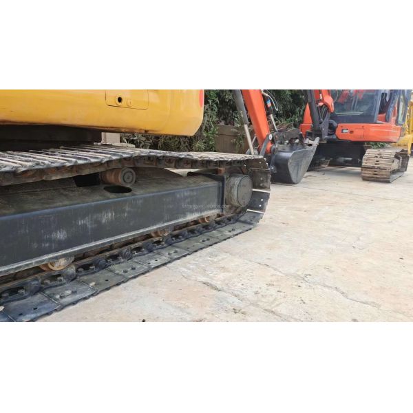 EPA used mini excavator 1ton 3ton 5ton CAT301.7 CAT303 CAT303E CAT305 Cheap mini digging machine used CAT303