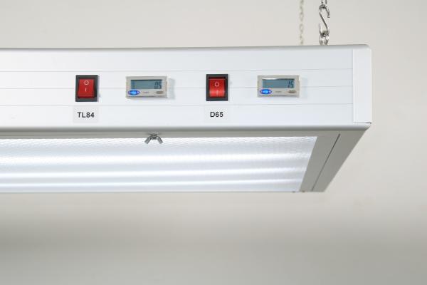 CC120-W D65 AC220V TL83 Hanging Light Box Printing Color Light Table
