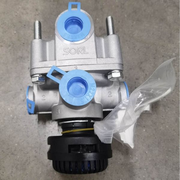 Heavy Truck Brake Relay Valve STR PY -3527002 1070500701