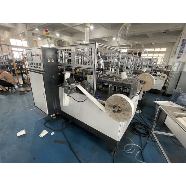 Máquina doble de la fabricación de la taza de café de la ondulación de la pared con control del PLC