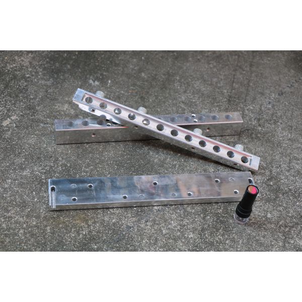 Lipstick Production Line Lipstick 12 Holes Bird-Beak Aluminum Mold silver easy to clean