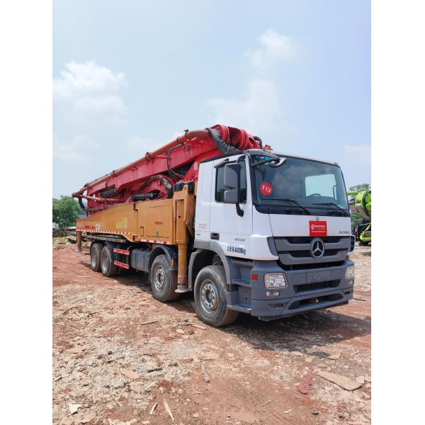 2019 SANY 56m Подержанный бетонный насос на Mercedes Benz на складе с новым состоянием Хорошая цена