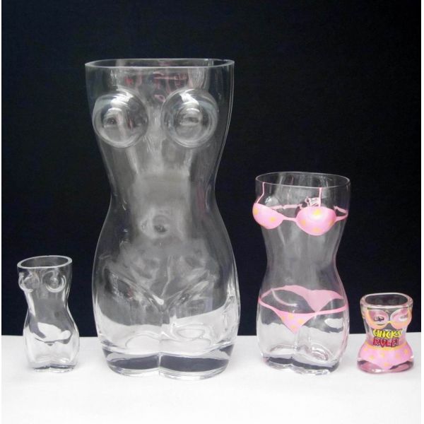 La beauté faite main de bikini a formé les verres à liqueur uniques de LFGB