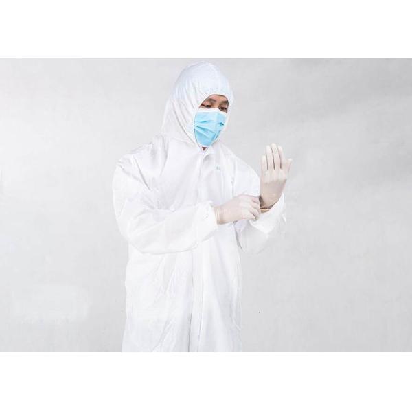 Médicos protetores descartáveis esfregam a roupa completa do corpo da combinação dos ternos