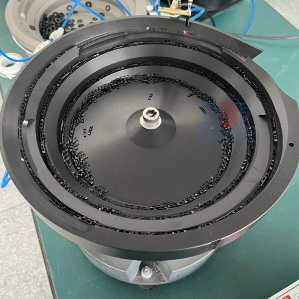 OEM Болочная подача бегство Пластиковые электронные части вибрационная боковая машина