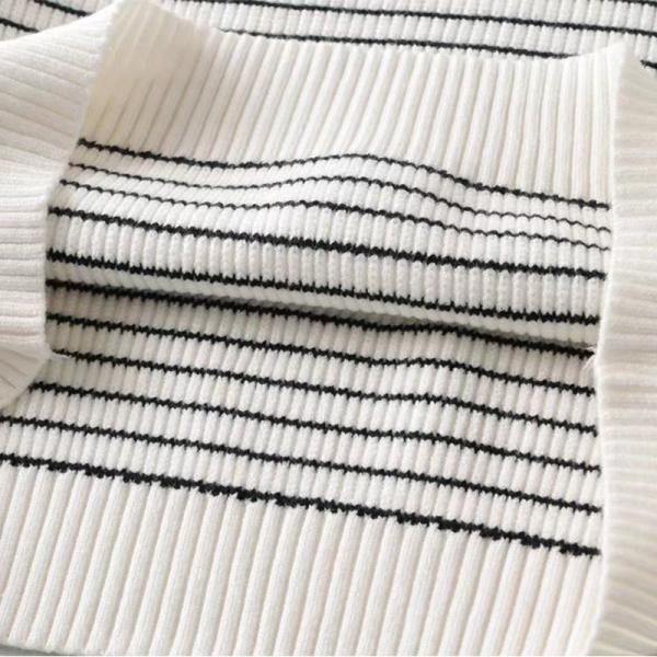 Свитер блока цвета 100% полиэстер 7GG Striped мягко связал верхние части с молнией