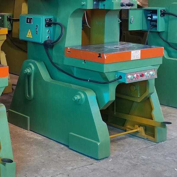 40Ton Steel Hole Punching Machine Mechanical Power Press 3 Kw 240mm