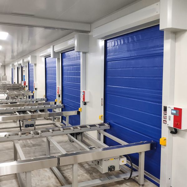 Logistics Cold Storage High Speed Door 380V 220V For Cold Chain Efficiency
