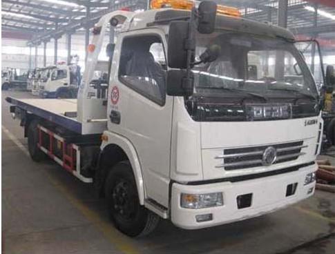 3 Ton Special Purpose Trucks Road Wrecker Truck Towing Two Cars White Color