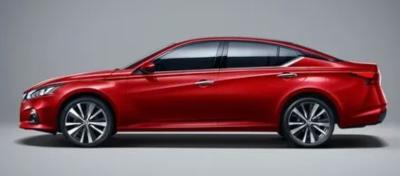 Eficiência de combustível Nissan Altima 2023 Vermelho Nissan Carro de 5 lugares de alta potência