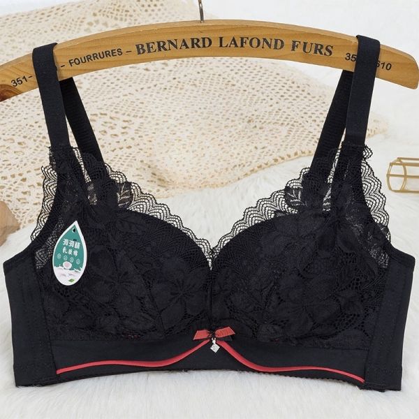Women Bra Underwear High Quality Comfortable Fashion Design Bra With Lace Wire-Free Wholesale Bra Winter for Women