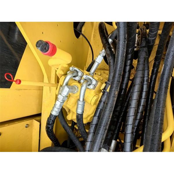 Original Hydraulic Valve Used Komatsu PC200-7 Crawler Excavator 19900KG Operating Weight