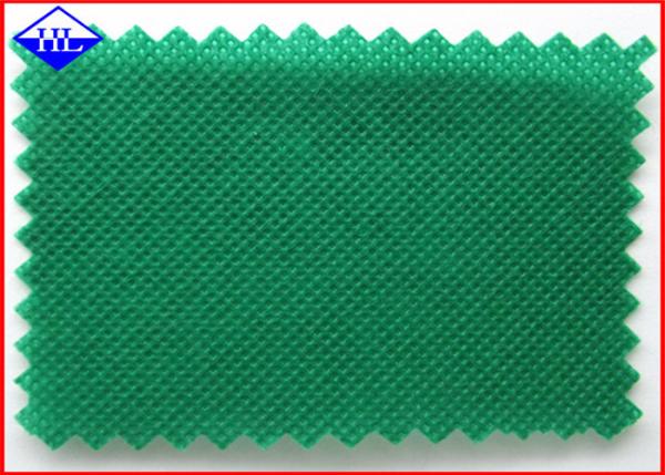 100% PP Spunbond Nonwoven Fabric Embossed Pattern 1.6m To 2.4m Eco Friendly