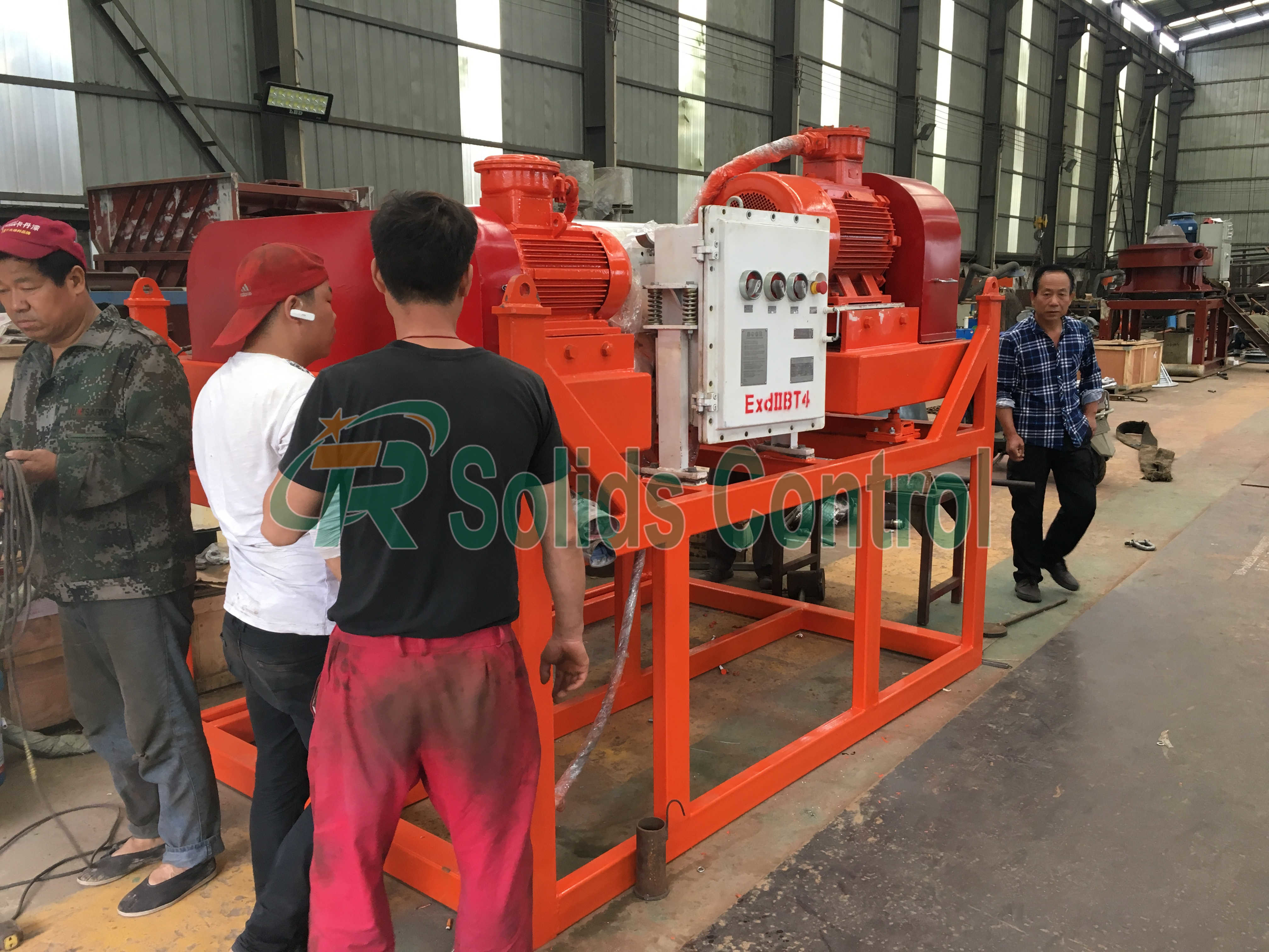 Двухфазовая горизонтальная центрифуга графинчика для твердого жидкостного разъединения