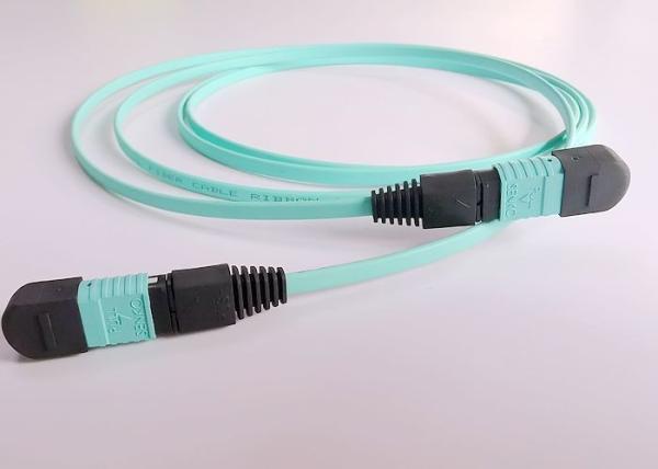 OM3 resistência do esmagamento do cabo do remendo da fita MPO com o peso leve do conector fêmea
