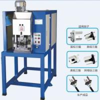 Corde plate de 3 Pin Plug Insert Crimping Power faisant la machine 1000pcs/hour