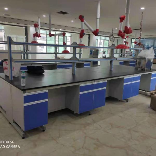Customized Storage Solutions from Acceptable Modular Lab Furnitures Manufacturers