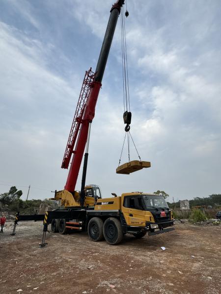 2018 SANY 80 tonnes de stock de grues mobiles utilisées pour la vente directe