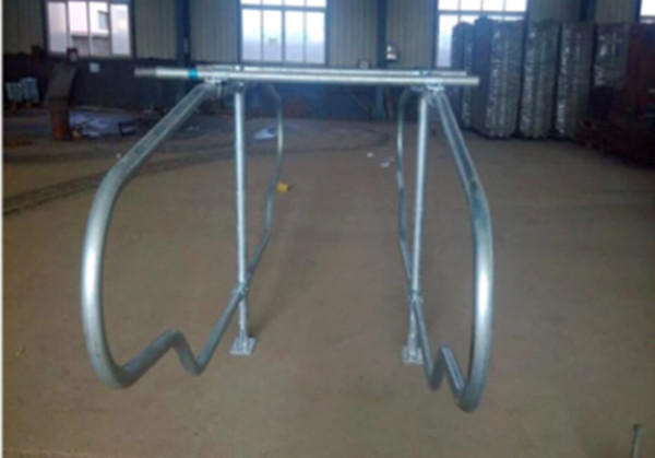 0.4 - 3mm Thickness Customized Cow Feed Barriers Heavy Duty Livestock Equipment