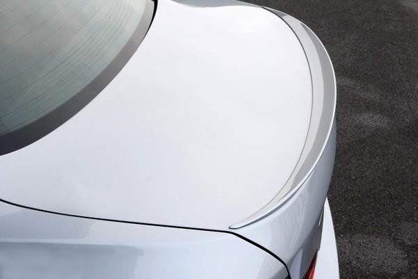 Крыло PU представления M5 F10 f 18