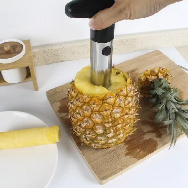 Black Manual Stainless Steel Fruit Slicer with Sharp Blade and Detachable Handle