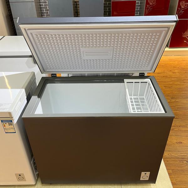 White Coated Aluminum Steel Grey Deep Chest Freezer With Basket Key Lock