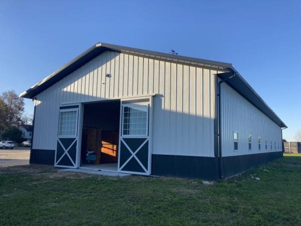 Prefabricated Steel Structure Horse Barn - Durable Metal Horse Stables