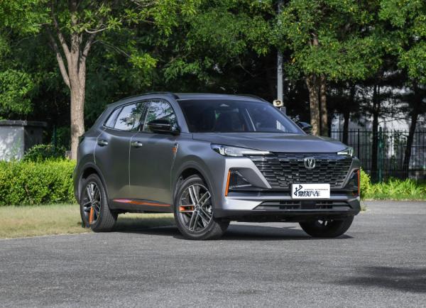 2025 Automotive Chang An EV Chang An CS55 Plus Hybrid SUV Car China Cheap Gas Vehicle