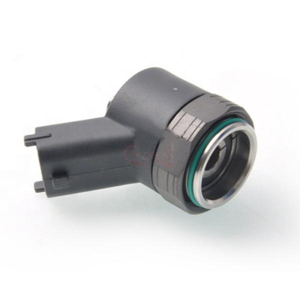 0445110126 Common Rail Control Solenoid Valve F00VC30057 Diesel Engine Fuel Injector