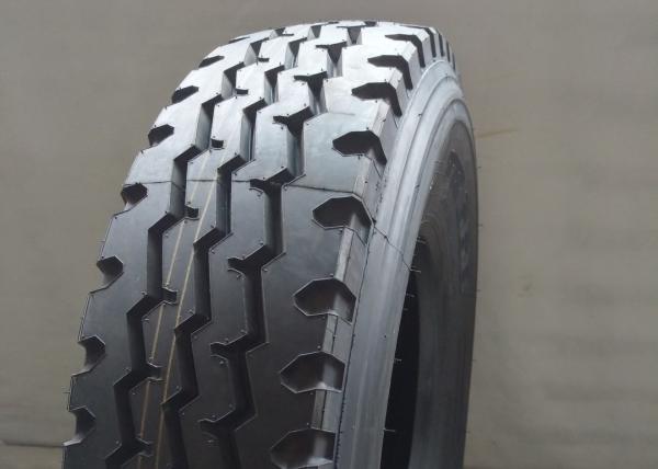 Tubeless Truck Bus Radial Tyres 12R22.5 152/149K Opened Outboard Shoulder