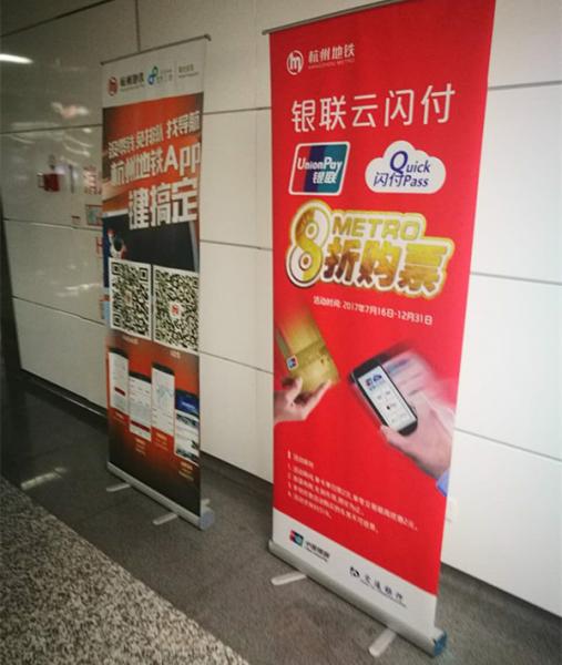 Aluminium Wide Pull Up Banners Black / Silver Color Single Sided Type