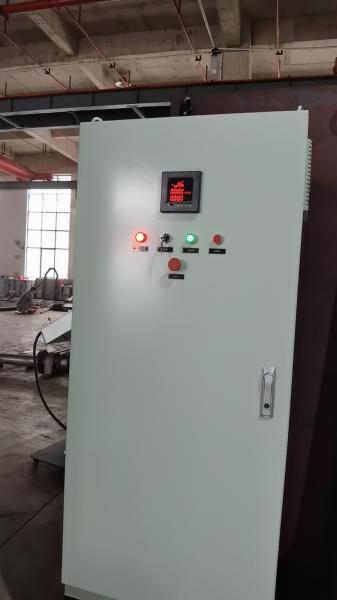 Maximisez votre production avec une machine de moulage rotationnel à chauffage électrique pour des résultats à faible émission de carbone