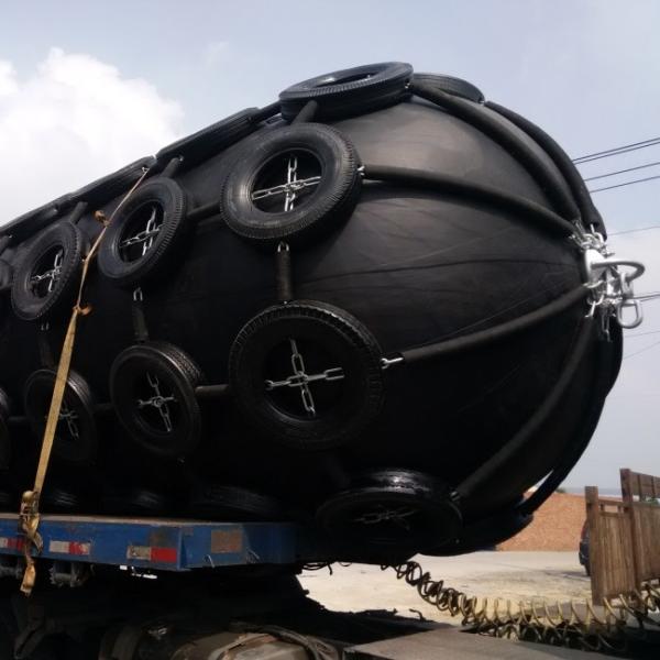 2.5m*4.0m Yokohama Pneumatic Fender Ship Protection Boat Fenders