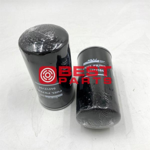 Части трактора Тракторный погрузчик Дизельное вращение - на топливном фильтре 84412164 Для 580N