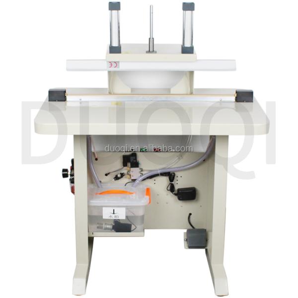 Полуавтоматическая пластиковая вакуумная упаковочная машина для молочного чая