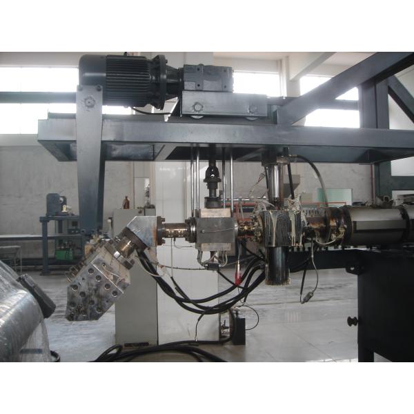 Машины для экструдирования пластиковых листов из ПВХ с пенообразующими панелями