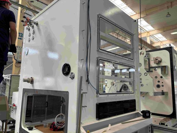堆積システム 蒸発源 インバーター 周波数制御 光線