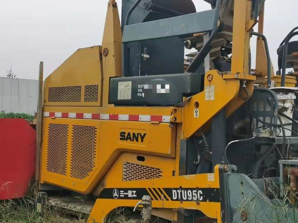 Two-axle Lowbed Semi Trailer SANY DTU95C Commonly  For Transporting Heavy Or Oversized Loads