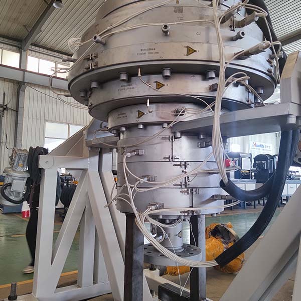 HDPE Vacuum Pre-Insulated Pipe Casing Co-Extrusion Production Line with PLC Automatic Control and Dual-Layer Casing