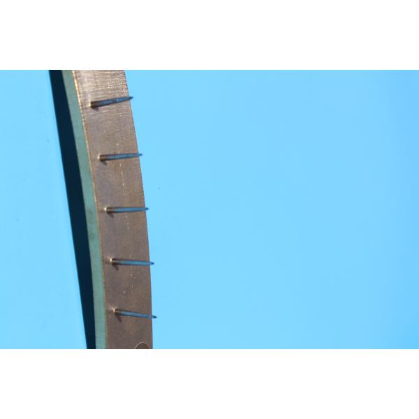 Подгонянная машина ткани разделяет плиту Pin с дизайном толстой иглы плиты меди радиана особенным