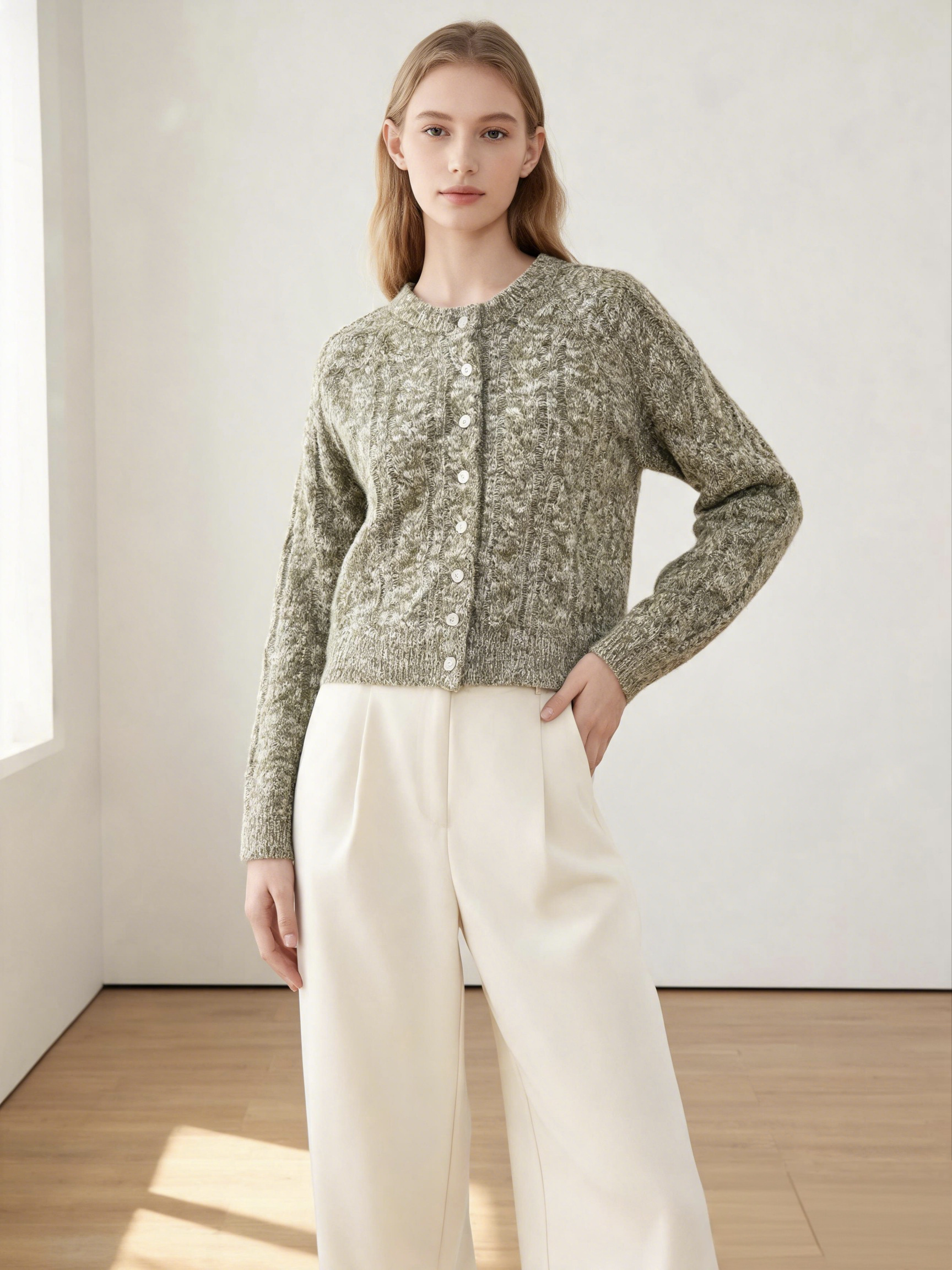 Women's Lightweight Wool+Recycled Polyester Cardigan with Excellent Warmth