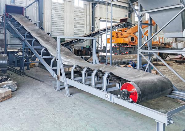 Black Impact Roller Inlet 0.8m/s Speed Sand Conveyor Belt Machine