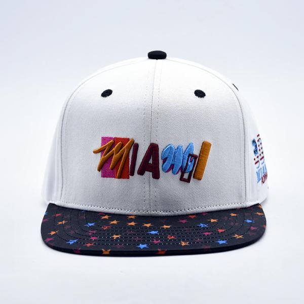 New Fashion Hip Hop Outdoor Sport 3d Puff Snapback Cap Embroidered Logo Custom High Quality Men Women Flat Brim Snapback