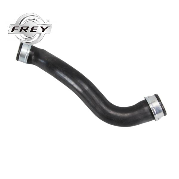 Mercedes W204 Car Radiator Hose Pipe , 2045011582 Radiator Coolant Line