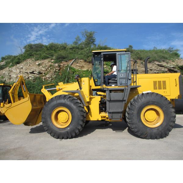 6 Tons Shanmon Wheel Loader SM600 With Pilot Control , 3.3m3 Bucket , 175kw